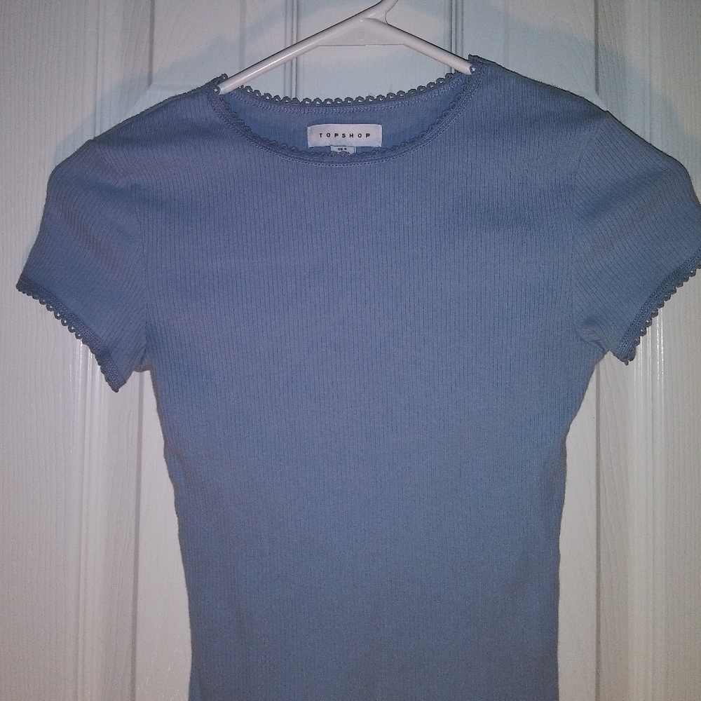 Tight fitting shirt